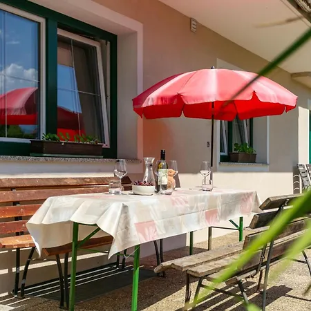 Haus Weissbacher شقة فيلدشوناو